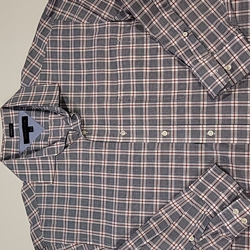 Tommy Hilfiger Plaid Wide Collar Regular Fit Sport Shirt Red Black 16.5 34/35 - Picture 2 of 10